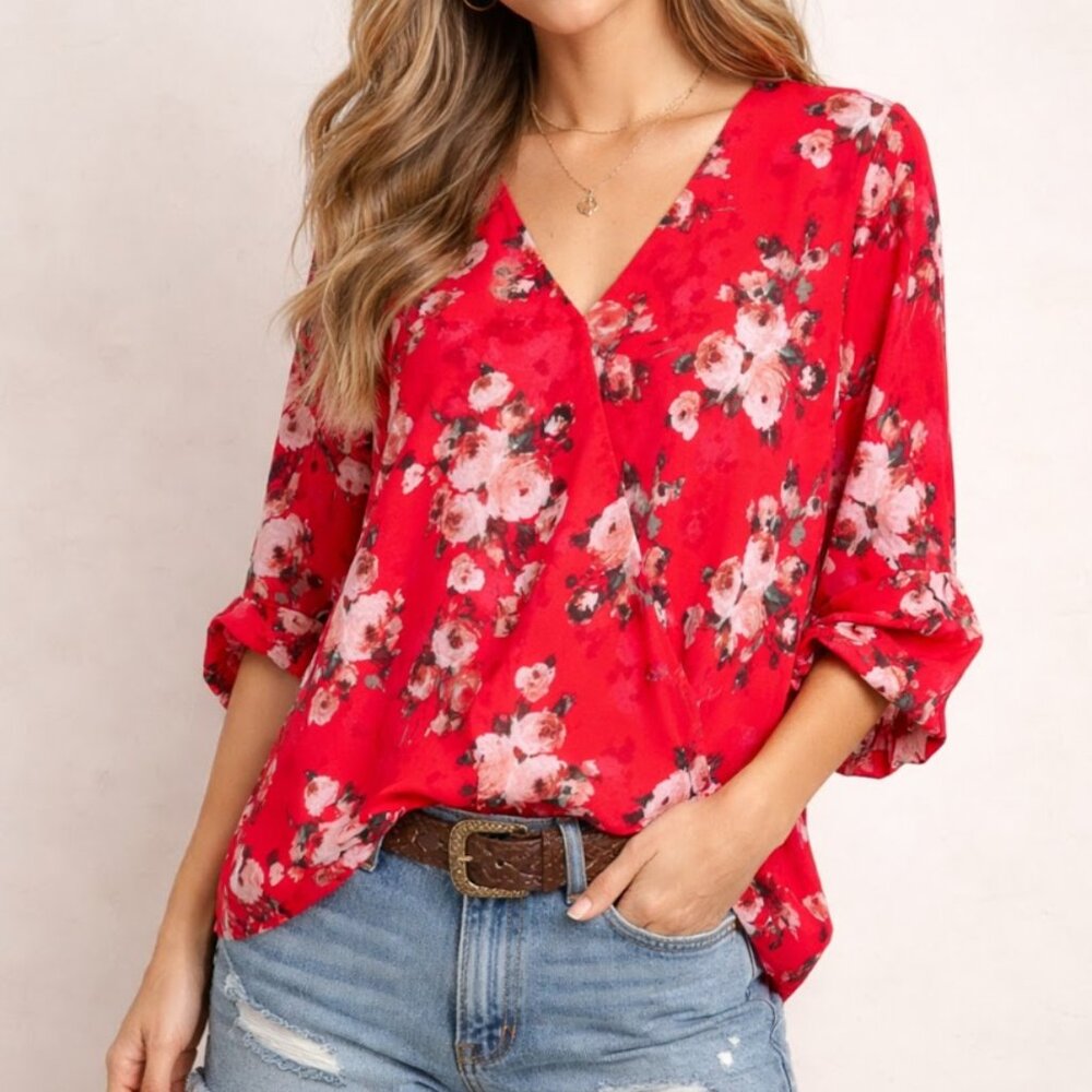Kut From The Kloth Red Floral Blouse Shirt Flower Top Western Roll Tab Small 3/4